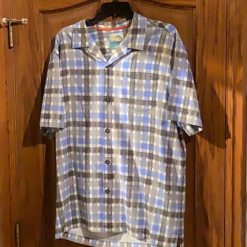 Tommy Bahama Silk Blend Short Sleeve Button Front Shirt